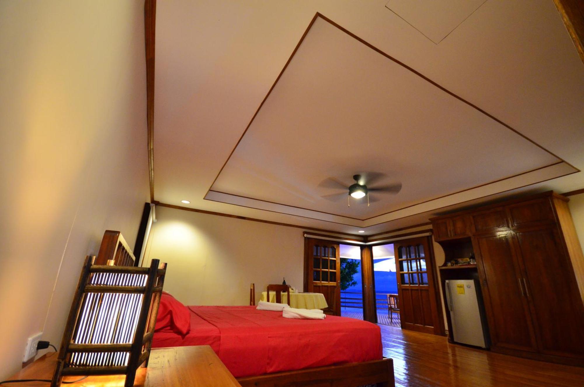 Arena Island Resort Room photo